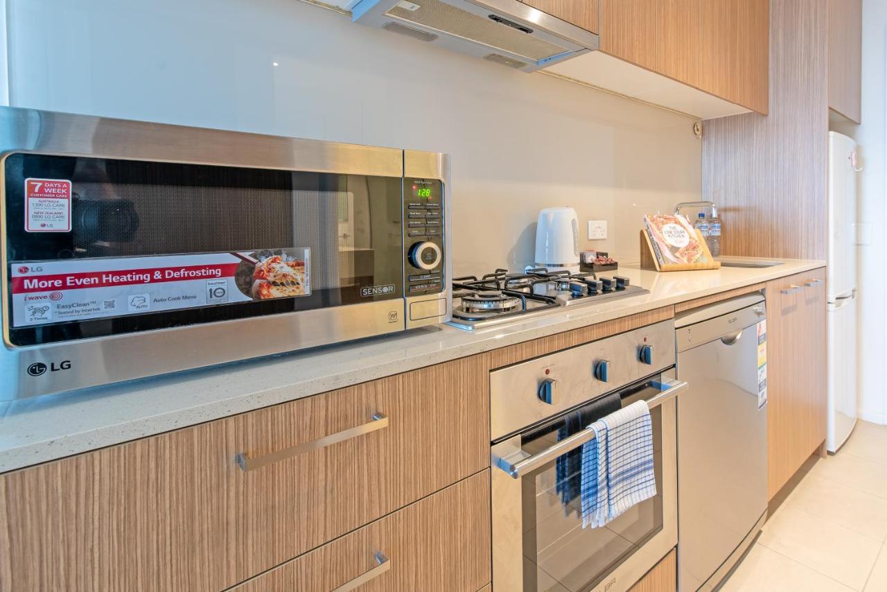 Vision On Morphett Adelaide Central Екстер'єр фото